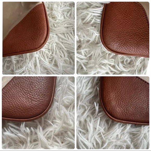 Burberry Packable Shopping Tote in Canvas & Leather - Picture 4 of 8